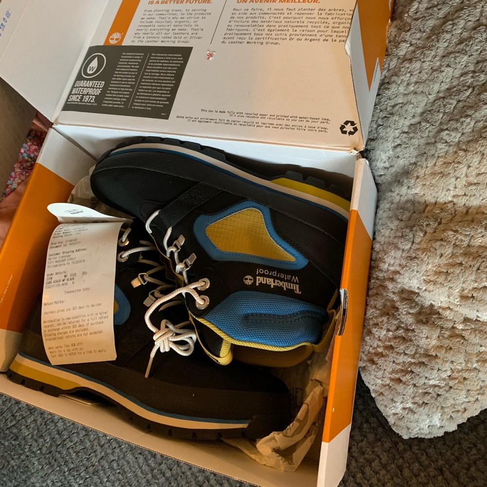 Timberland hiker boots black blue(unbuckle) and yellow men size 9.5 brand new